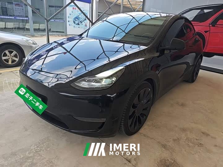 Tesla Model Y Performance All-Wheel Drive