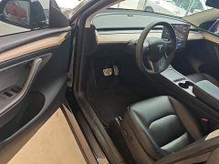 Tesla Model Y Performance All-Wheel Drive - ფოტო 16