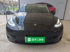 Tesla Model Y Performance All-Wheel Drive - ფოტო 3