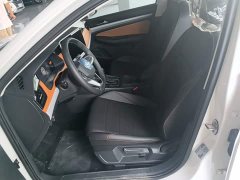 Volkswagen Bora 2025 Facelift 200TSI DSG Comfort Navigation Edition - ფოტო 15