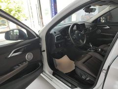 BMW 1 Series 125i M Sport Night Edition - ფოტო 16