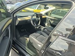 Tesla Model Y Rear-Wheel Drive - ფოტო 15