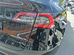 Tesla Model Y Rear-Wheel Drive - ფოტო 8