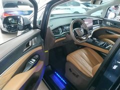 Denza D9 2022 DM-i 970 AWD Flagship - ფოტო 16
