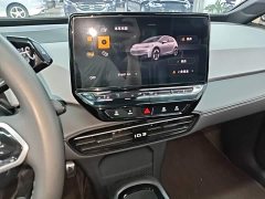 Volkswagen ID.3 Outstanding Edition - ფოტო 13