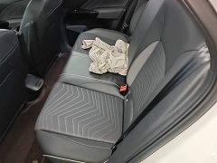 Volkswagen ID.3 Outstanding Edition - ფოტო 17
