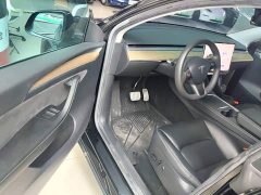 Tesla Model Y Rear-Wheel Drive - ფოტო 16