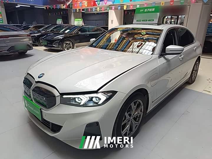 BMW i3 eDrive 40 L Midnight Edition Package
