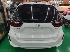 Honda Fit 1.5L CVT Trend Edition - ფოტო 6