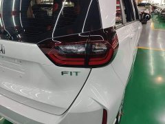 Honda Fit 1.5L CVT Trend Edition - ფოტო 8