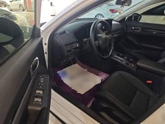 Honda Civic Hatchback 240 Turbo CVT Sport Edition - ფოტო 16