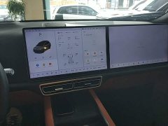 Li Auto L8 Ultra Smart Refresh Edition - ფოტო 13