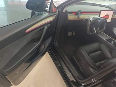 Tesla Model Y 2022 Facelift Rear-Wheel Drive - ფოტო 16
