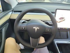 Tesla Model Y Rear-Wheel Drive - ფოტო 11