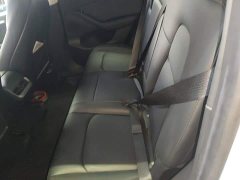 Tesla Model Y Rear-Wheel Drive - ფოტო 17