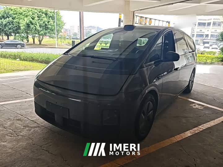 Li Auto Li Xiang MEGA Ultra