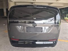 Li Auto Li Xiang MEGA Ultra - ფოტო 6