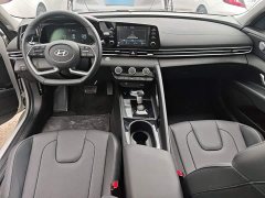 Hyundai Elantra 2023 1.5L CVT GLX Elite - ფოტო 10