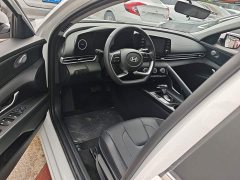 Hyundai Elantra 2023 1.5L CVT GLX Elite - ფოტო 16
