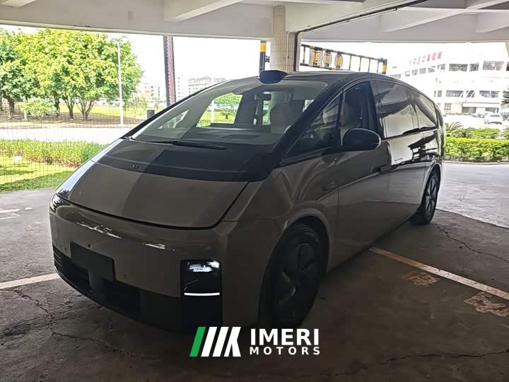 Li Auto Li Xiang MEGA Ultra - ავტომობილი ჩინეთიდან