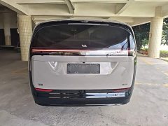 Li Auto Li Xiang MEGA Ultra - ფოტო 6