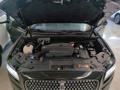 Lincoln Explorer 2.7T AWD Elite - ფოტო 20