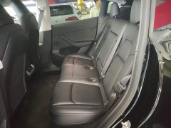 Tesla Model Y Rear-Wheel Drive - ფოტო 17