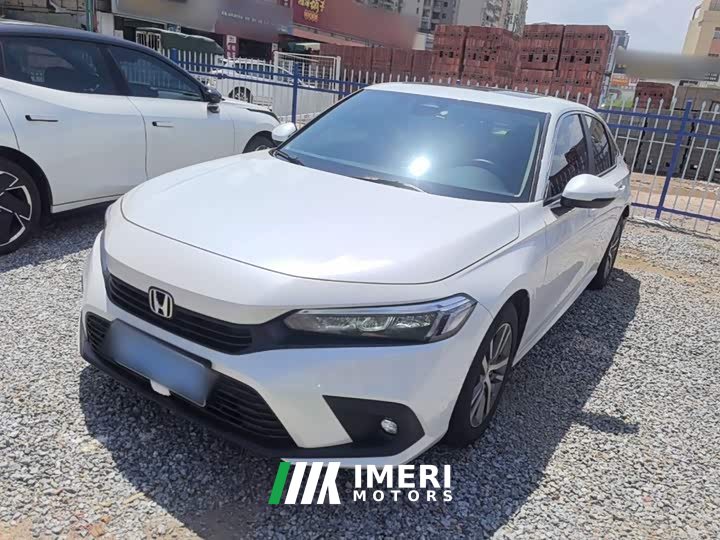 Honda Civic 240TURBO CVT Dynamic Edition