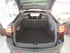 Tesla Model Y 2022 Facelift Rear-Wheel Drive - ფოტო 19