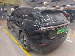 Lincoln Explorer 2023 2.0T AWD EcoBoost Hybrid Elite - ფოტო 5