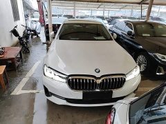 BMW 5 Series Facelift 525Li Luxury Package - ფოტო 3