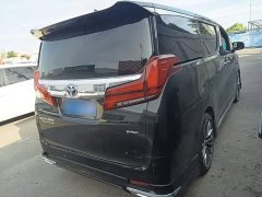 Toyota Vellfire Crown Hybrid 2.5L HV Premium Edition - ფოტო 5
