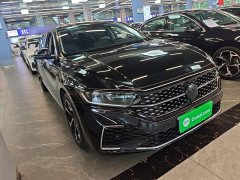 Volkswagen Passat Facelift 330TSI Starry Sky Elite - ფოტო 4