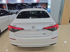 Honda Civic 240TURBO CVT Dynamic Edition - photo 6