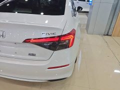 Honda Civic 240TURBO CVT Dynamic Edition - photo 8
