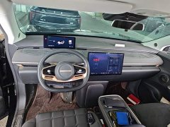Changan Voyah ET Extended Range 200 Pro - ფოტო 10