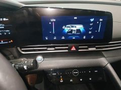 Hyundai Elantra 1.5L CVT Luxury - ფოტო 13