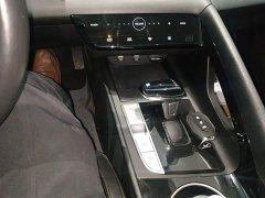 Hyundai Elantra 1.5L CVT Luxury - ფოტო 14