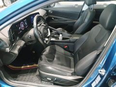 Hyundai Elantra 1.5L CVT Luxury - ფოტო 15