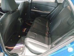 Hyundai Elantra 1.5L CVT Luxury - ფოტო 17