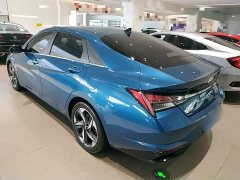Hyundai Elantra 1.5L CVT Luxury - ფოტო 5
