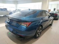 Hyundai Elantra 1.5L CVT Luxury - ფოტო 7