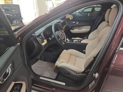 Volvo XC60 Plug-in Hybrid 2026 Extended Range AWD Smart Luxury Edition - photo 16