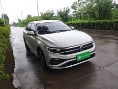 Volkswagen Bora 200TSI DSG Comfort Edition - ფოტო 4