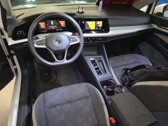 Volkswagen Golf 200TSI DSG - ფოტო 10
