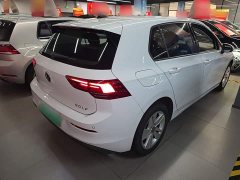 Volkswagen Golf 200TSI DSG - ფოტო 7