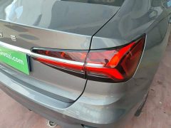 SAIC MG i5 2021 1.5L CVT Diamond Edition - ფოტო 8
