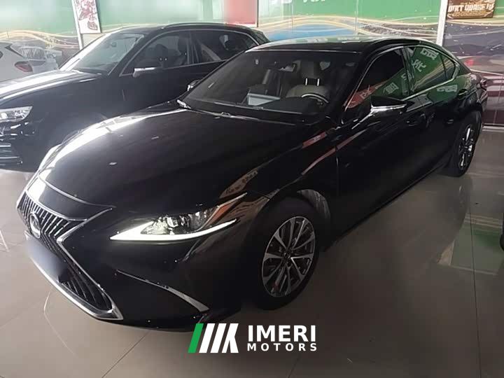 Lexus ES 200 Excellence Edition
