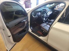 BMW X1 Facelift sDrive25Li Premier - ფოტო 16
