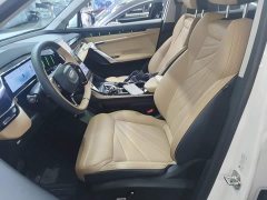 Geely Boyue L 1.5TD DCT Luxury - ფოტო 15